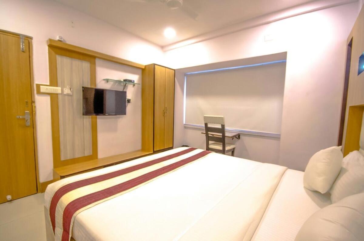 Hotel Q-Inn Kolkata Exterior photo
