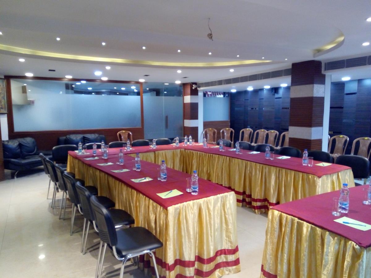 Hotel Q-Inn Kolkata Exterior photo